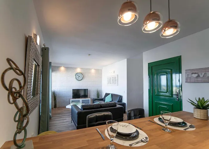 Club Valena 48 Sea Views, Wifi, Close To & Amenities At Matagorda Apartman