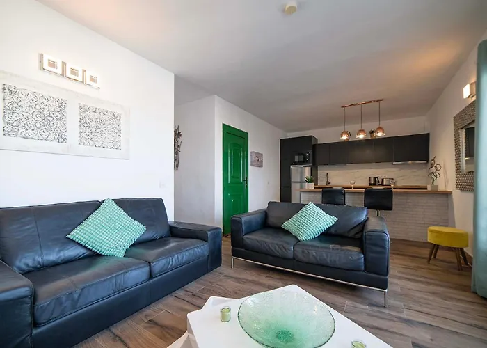 Club Valena 48 Sea Views, Wifi, Close To & Amenities At Matagorda 卡门港