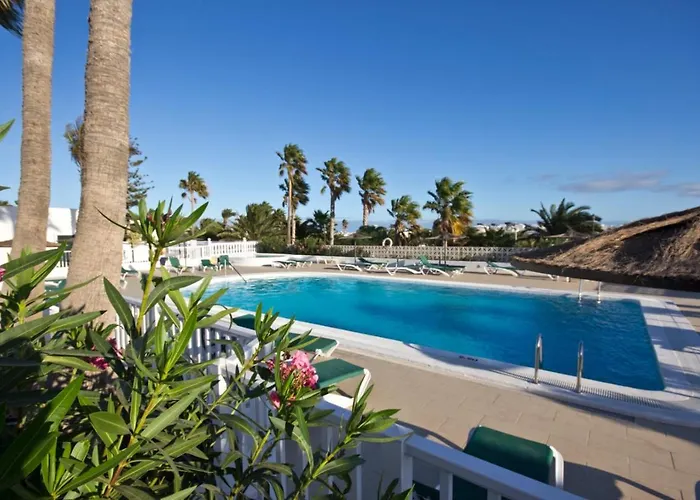 Club Valena 48 Sea Views, Wifi, Close To & Amenities At Matagorda