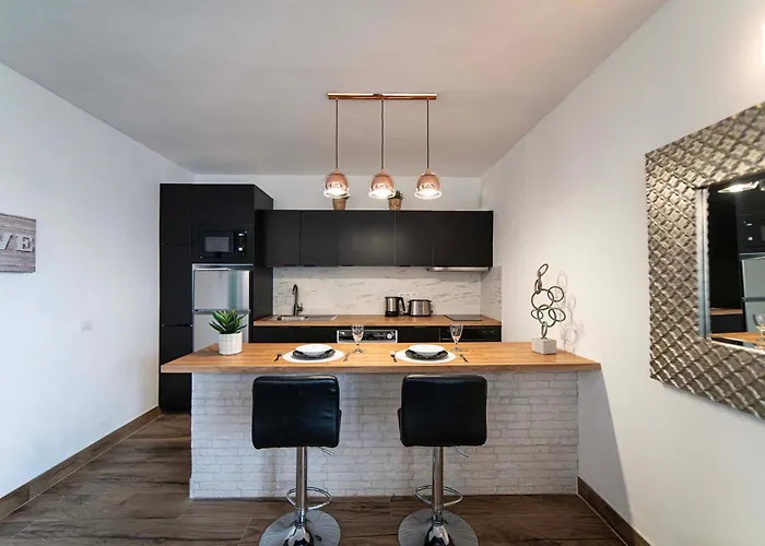 شقة Club Valena 48 Sea Views, Wifi, Close To & Amenities At Matagorda